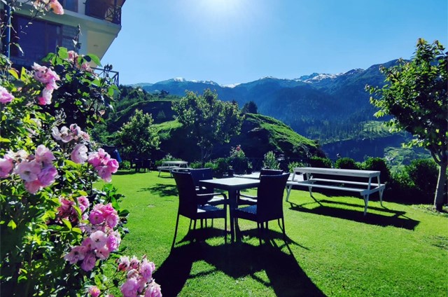 cottages in manali