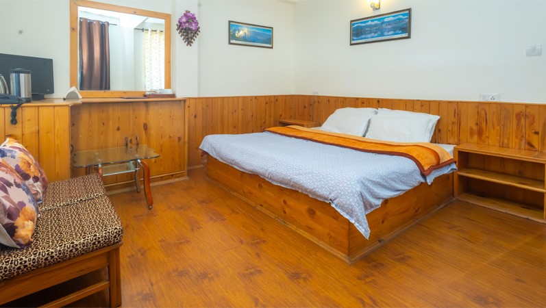 Luxury Cottages in Manali